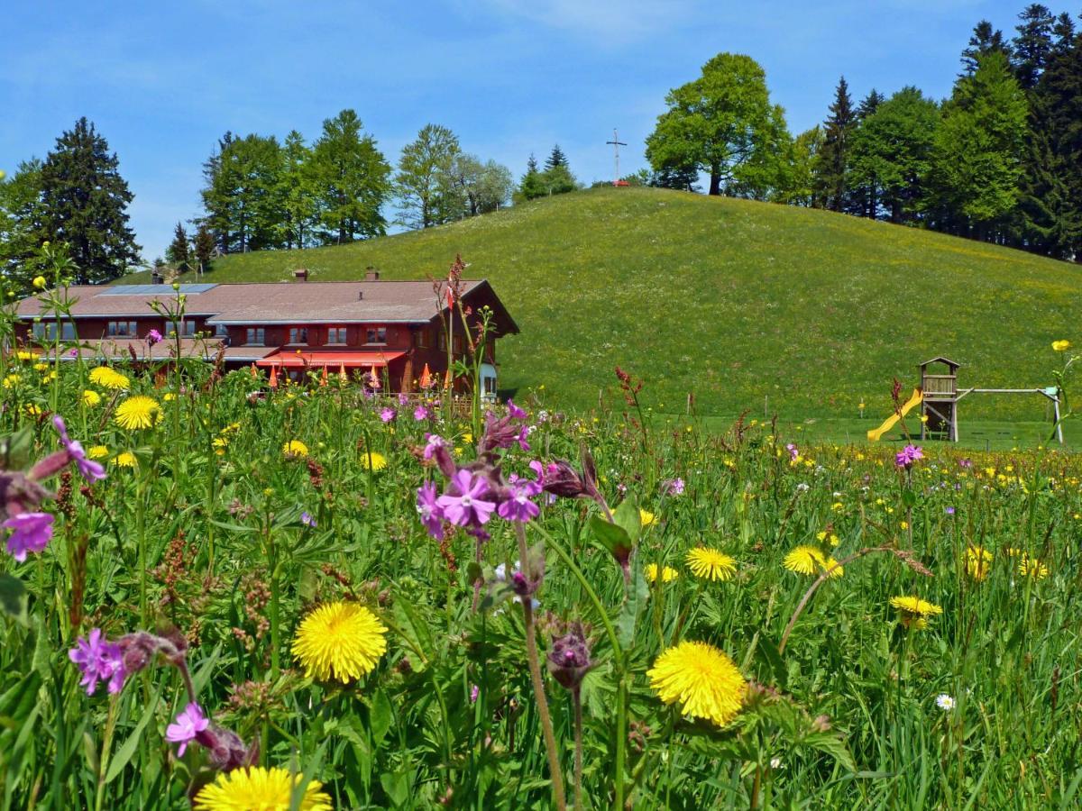 Alpengasthof Brueggele Hotell Alberschwende Exteriör bild