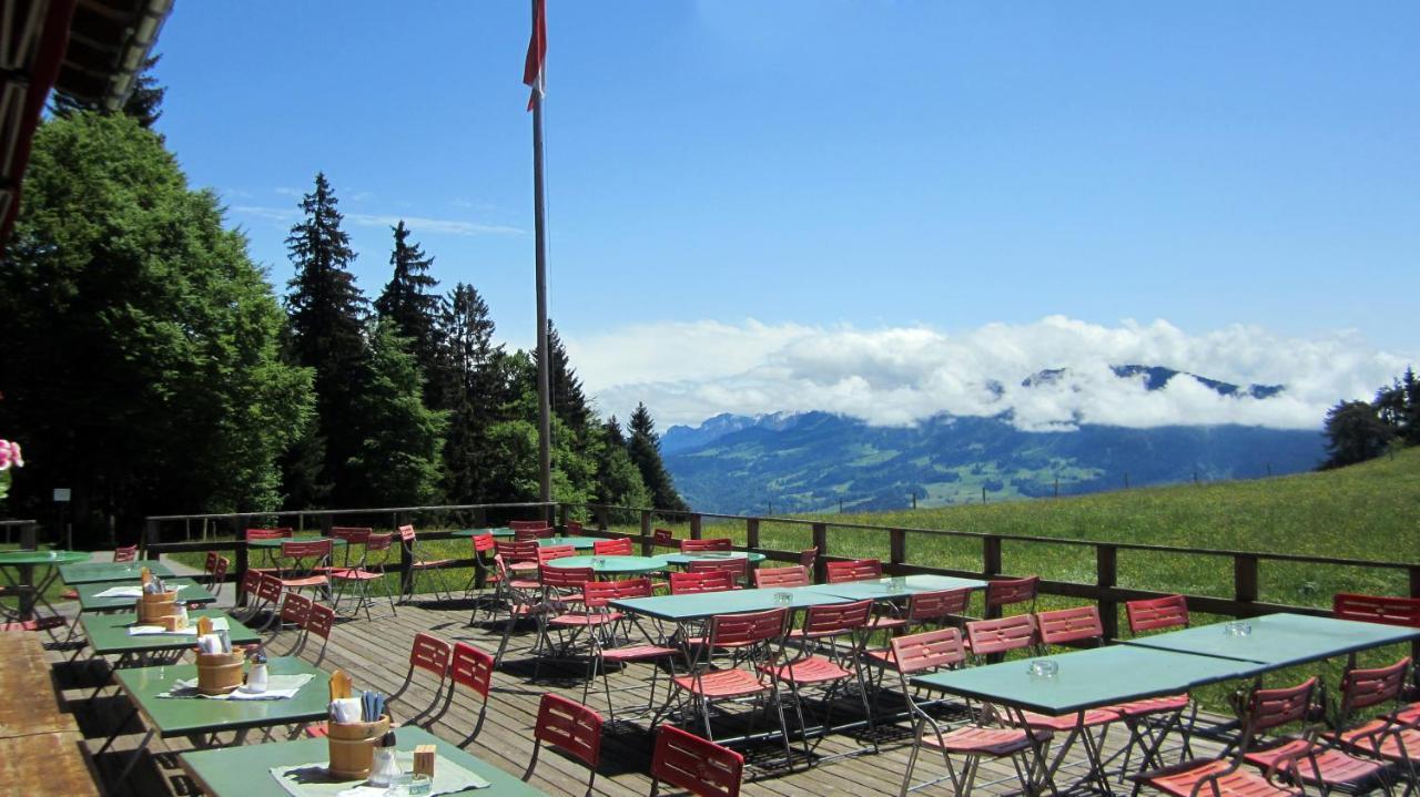 Alpengasthof Brueggele Hotell Alberschwende Exteriör bild